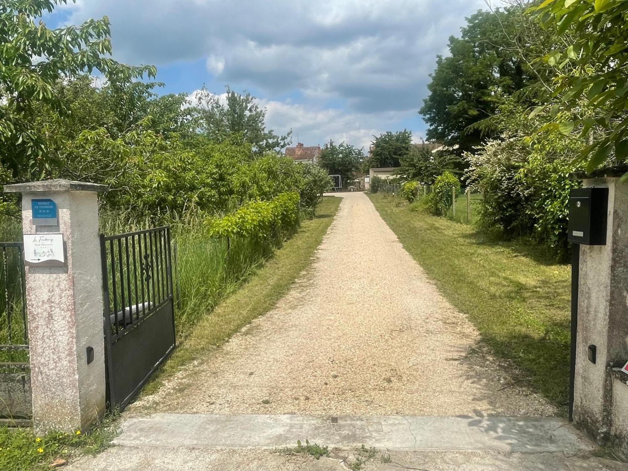 Apartamento Le Faubourg Des Trois Provinces, Zoo De Beauval Noyers-sur-Cher Exterior foto